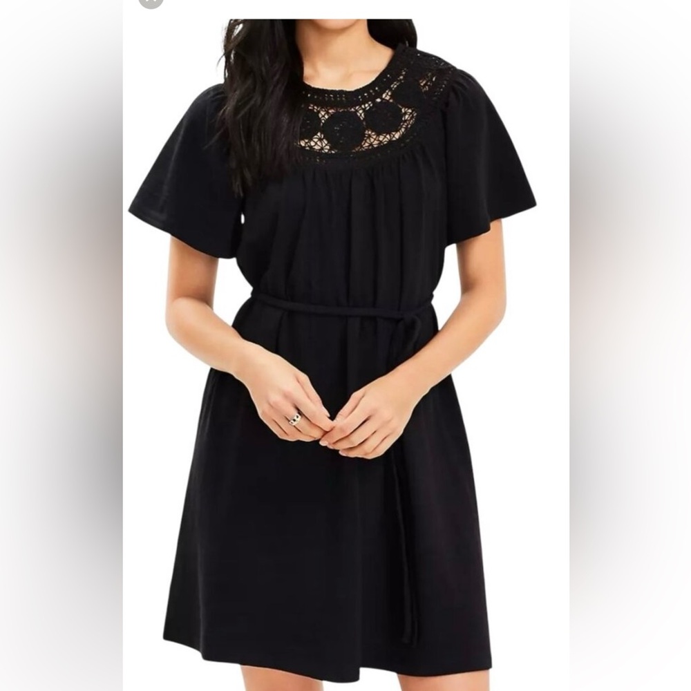 LOFT Black Short-Sleeve Tie-Waist Dress